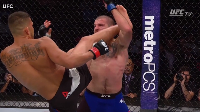 Free agent Gegard Mousasi signs six-fight deal with Bellator MMA, leaves UFC